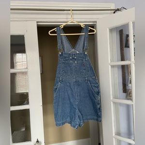 THE cutest jean overalls 🤍